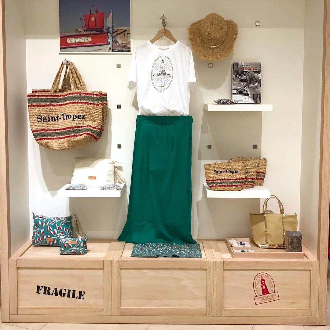 HANKYU.MODEさんのインスタグラム写真 - (HANKYU.MODEInstagram)「VANESSA BRUNO LE CABAS VOYAGE Until 5/7 At 1F Cotocoto Stage 11  #Hankyu #HANKYUMODE #umedahankyu #阪急うめだ本店 #うめだ阪急 #阪急百貨店 #osaka #umeda #mode #vanessabruno #ヴァネッサブリューノ #bag #バッグ」5月2日 12時09分 - hankyumode
