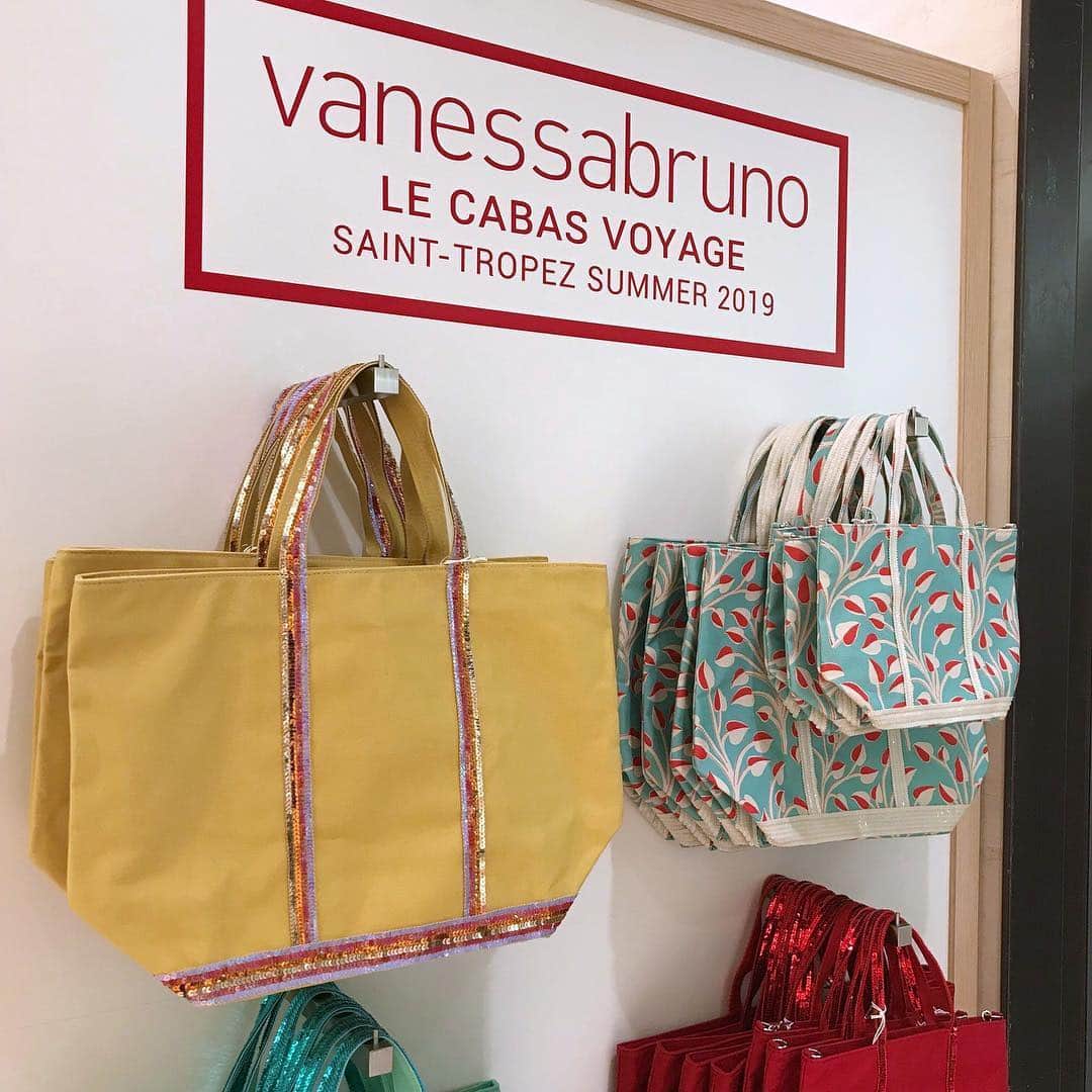 HANKYU.MODEさんのインスタグラム写真 - (HANKYU.MODEInstagram)「VANESSA BRUNO LE CABAS VOYAGE Until 5/7 At 1F Cotocoto Stage 11  #Hankyu #HANKYUMODE #umedahankyu #阪急うめだ本店 #うめだ阪急 #阪急百貨店 #osaka #umeda #mode #vanessabruno #ヴァネッサブリューノ #bag #バッグ」5月2日 12時09分 - hankyumode
