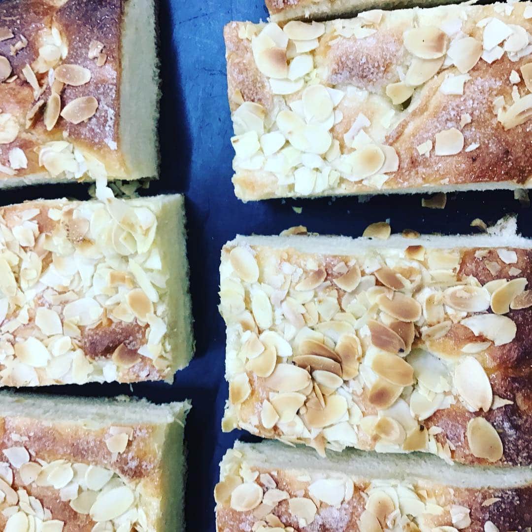 魔女菅原のグルメインスタ