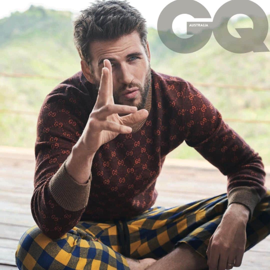 リアム・ヘムズワースさんのインスタグラム写真 - (リアム・ヘムズワースInstagram)「Thanks for the funky shoot @gqaustralia had a great time wearing a colorful array of expensive clothing ;) 📸 @carterbedloesmith / stylist @atvottero」5月2日 15時10分 - liamhemsworth