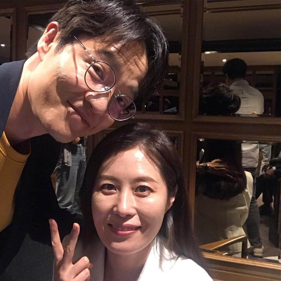 チョ・ハンチョルさんのインスタグラム写真 - (チョ・ハンチョルInstagram)「#배심원들 #언론배급시사회 #박형식 #문소리 #김홍파 #김미경 #윤경호 #조수향 #백수장 #조한철 #김무령 #홍승완 우리 정말 너무 좋다.」5月3日 1時03分 - 1season73