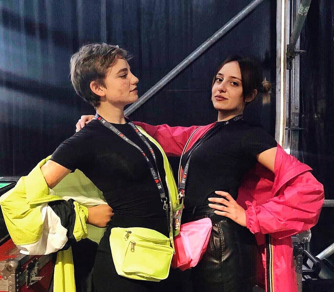 ベアトリーチェ・ヴィオのインスタグラム：「Partner in crime! .  Foto by @lavale_lavale」