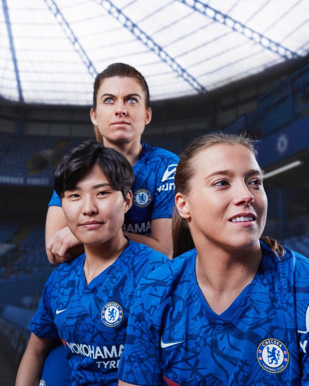 ナイキフットボールさんのインスタグラム写真 - (ナイキフットボールInstagram)「It’s a Chelsea thing. ⠀⠀ The new @chelseafc kit is here. Check our story to get yours. ⠀⠀ #NikeFootball #NikeSoccer #Nike #Soccer #Football #Chelsea」5月3日 2時13分 - nikefootball