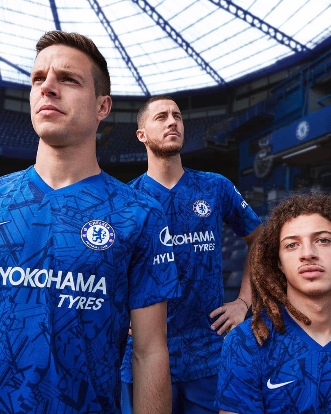 ナイキフットボールさんのインスタグラム写真 - (ナイキフットボールInstagram)「It’s a Chelsea thing. ⠀⠀ The new @chelseafc kit is here. Check our story to get yours. ⠀⠀ #NikeFootball #NikeSoccer #Nike #Soccer #Football #Chelsea」5月3日 2時13分 - nikefootball