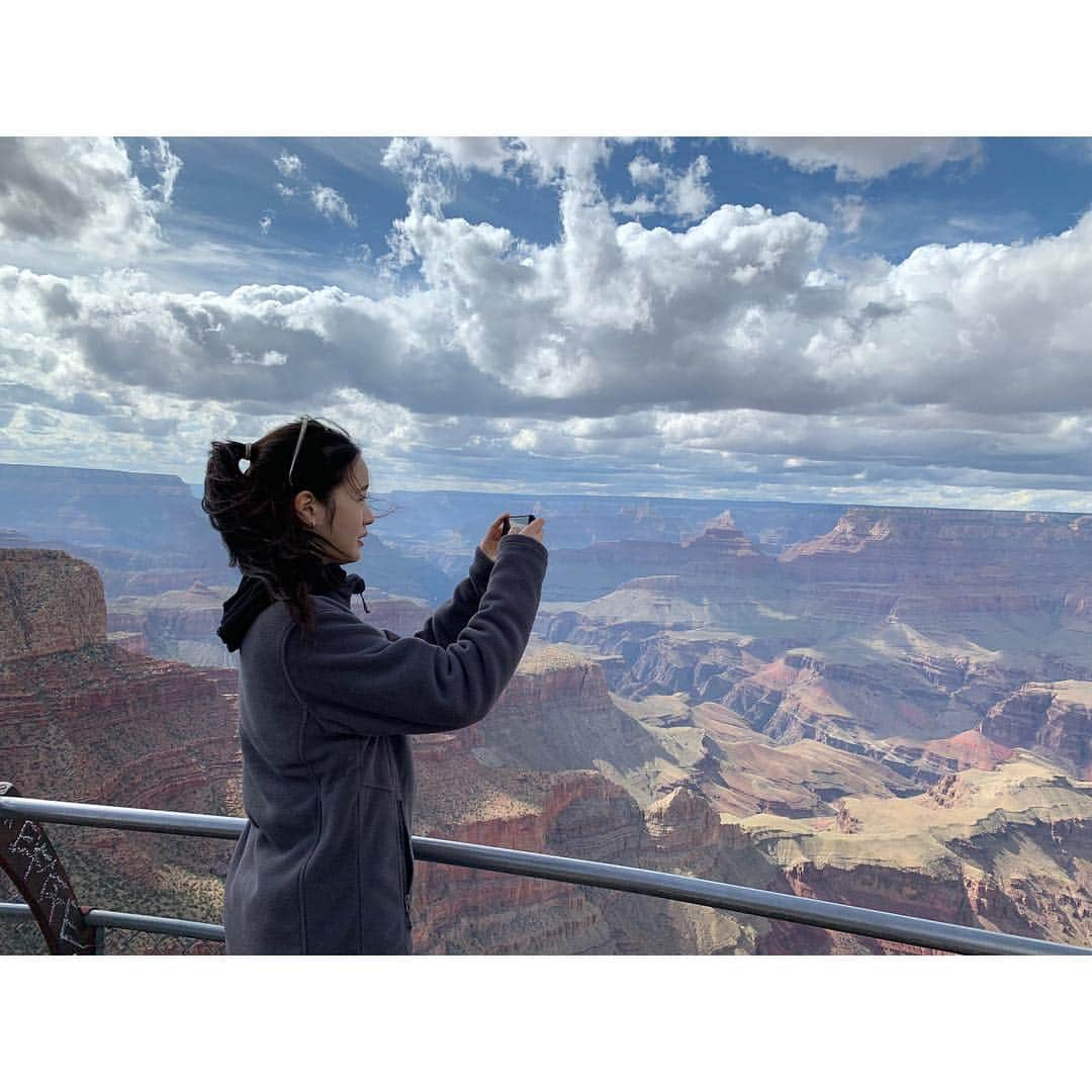 キム・ゴウンさんのインスタグラム写真 - (キム・ゴウンInstagram)「많은 생각을 하게 한 #grandcanyon」5月2日 17時27分 - ggonekim