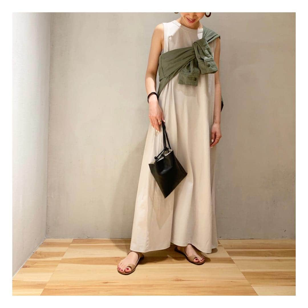 plageさんのインスタグラム写真 - (plageInstagram)「〝スリーブレス フレアワンピース〟﻿ 5/3(fri.)New in！﻿ 昨年も大好評いただいたカットソーワンピースが今年も登場！﻿ 明日5/3より全店販売スタート！﻿ ¥13,000+tax﻿ col:ブラウン/ブラック/ナチュラル﻿ size:free﻿ ﻿ #Plage #プラージュ﻿﻿﻿ #fashion #coordinate﻿﻿﻿ #baycrews」5月2日 17時58分 - plage_jp