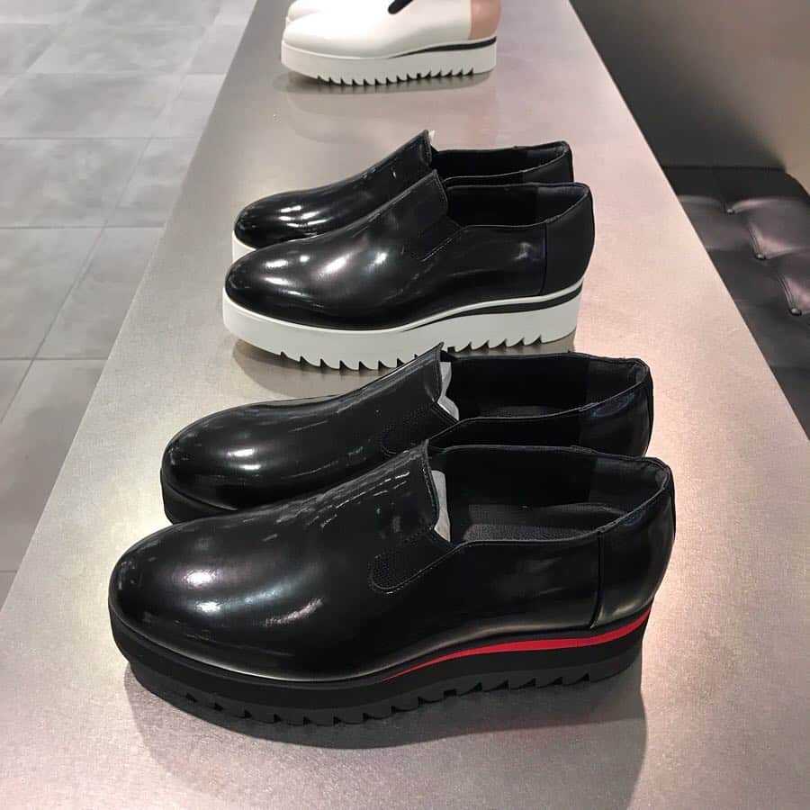 HANKYU.MODEさんのインスタグラム写真 - (HANKYU.MODEInstagram)「THE ONITSUKA NEW ARRIVAL At 3F MODE  #Hankyu #HANKYUMODE #umedahankyu #阪急うめだ本店 #うめだ阪急 #阪急百貨店 #osaka #umeda #mode #onitsukatiger #オニツカタイガー #shoes #シューズ」5月2日 18時01分 - hankyumode