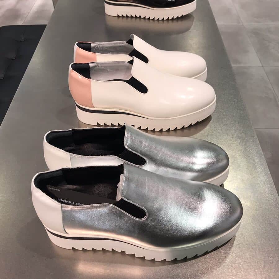 HANKYU.MODEさんのインスタグラム写真 - (HANKYU.MODEInstagram)「THE ONITSUKA NEW ARRIVAL At 3F MODE  #Hankyu #HANKYUMODE #umedahankyu #阪急うめだ本店 #うめだ阪急 #阪急百貨店 #osaka #umeda #mode #onitsukatiger #オニツカタイガー #shoes #シューズ」5月2日 18時01分 - hankyumode