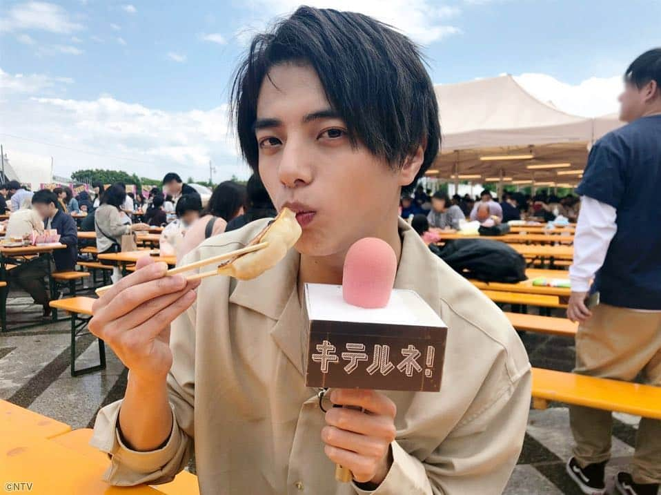 ZIP!さんのインスタグラム写真 - (ZIP!Instagram)「🥟🥟🥟いろんな餃子が🤩💕 . #明日のZIP! #流行ニュースキテルネ！ #餃子 #餃子フェス #駒沢オリンピック公園 #GW #ゴールデンウィーク #早瀬慧 #ZIP!」5月2日 18時04分 - ntvzip