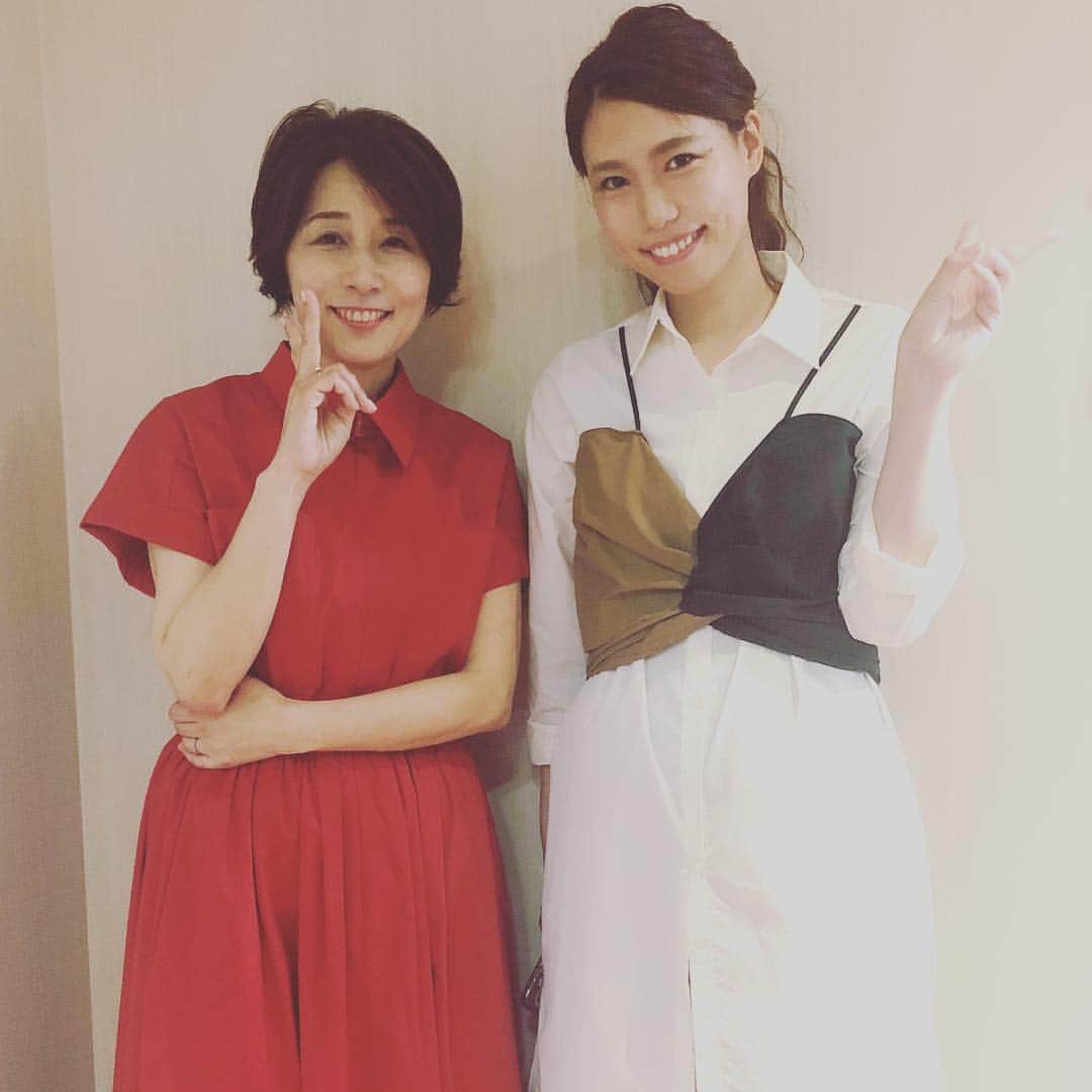 ひうらさとるのインスタグラム：「芸人の紺野ぶるまさん、とってもホワホワしてかわいい方だったー。友達のもつまち（松本美香）の後輩なんやなー。 #紺野ぶるま さん #livenewsit」