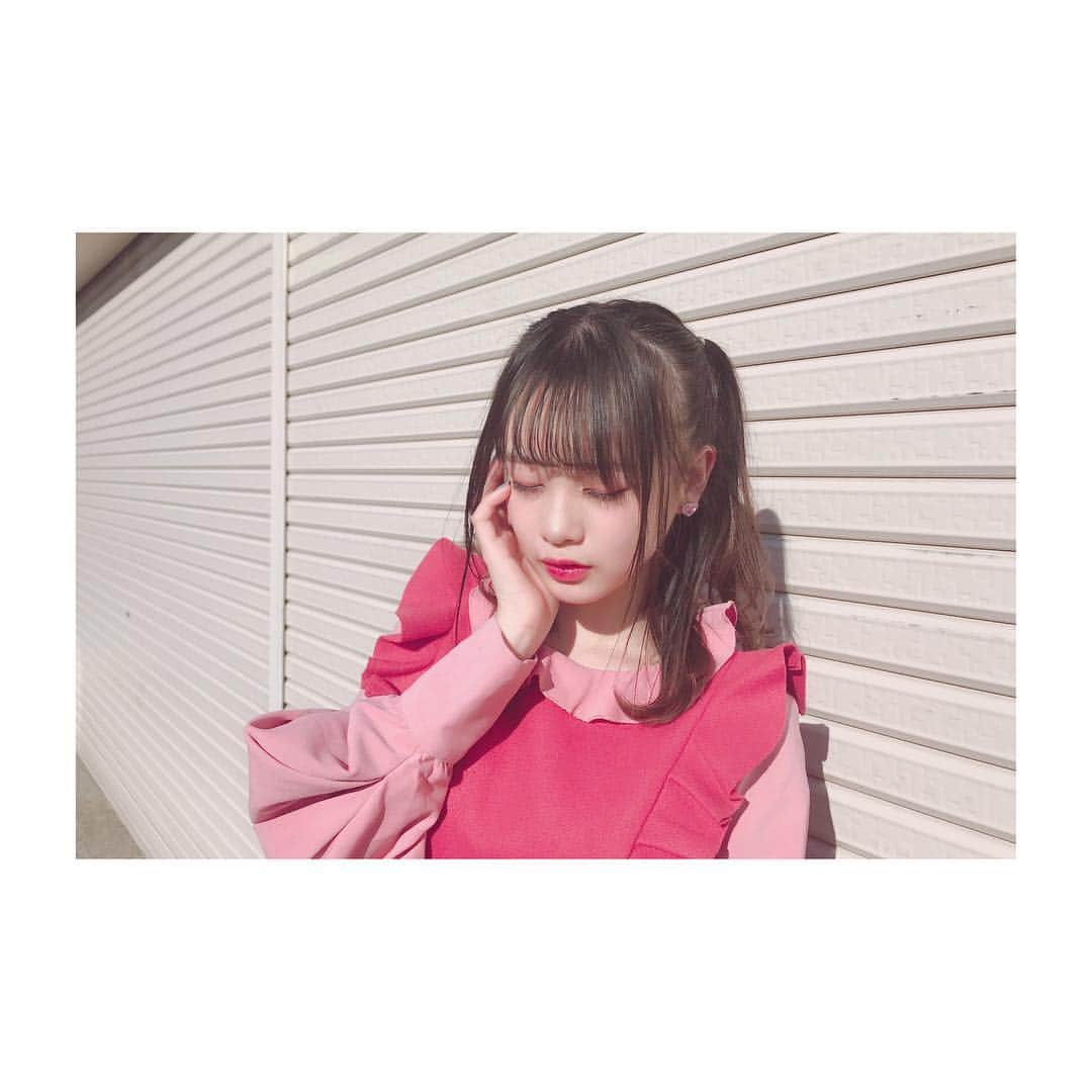 横山結衣さんのインスタグラム写真 - (横山結衣Instagram)「かわいすぎるお洋服〜☺️ いちごちゃんみたい🍓✩°｡⋆♡*° @lilyboutique_official」5月2日 18時48分 - yoko_yui_team8