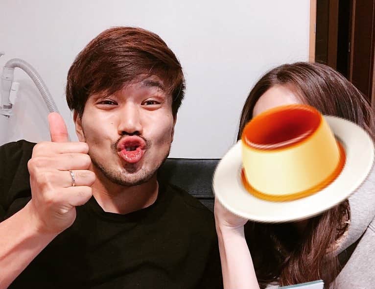 伊佐耕平のインスタグラム：「流行りの令和婚!! 張り切っていきましょう!! #にゃんこスター伊佐 #プリンちゃん」