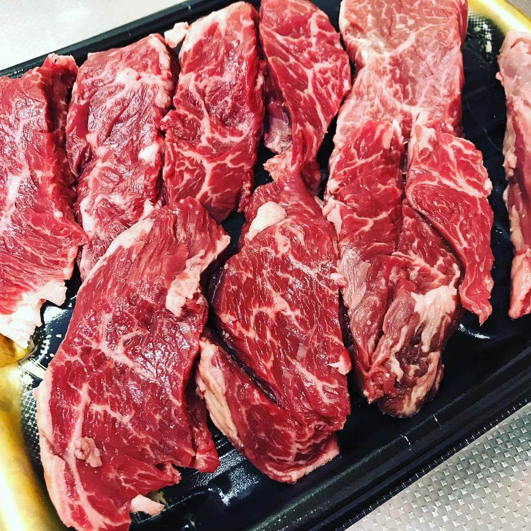 長崎峻侑さんのインスタグラム写真 - (長崎峻侑Instagram)「今日は家で肉🍖 #焼肉 #アブラキツイ」5月2日 18時58分 - shunsukenagasaki