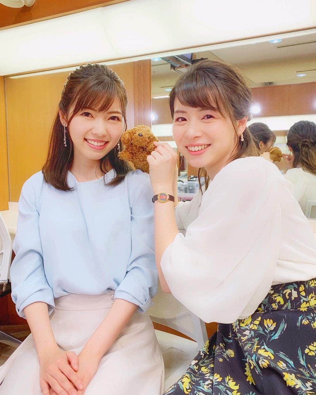 のインスタグラム：「はやドキ💜﻿﻿﻿﻿ 今週もありがとうございました🌟﻿﻿﻿﻿ ﻿﻿﻿﻿ オンエア後、私の筆箱をみて﻿﻿﻿﻿ 「今日これ使おう！！」と皆川さん🤣❣️笑﻿﻿﻿﻿ ﻿﻿﻿﻿ いっつも2人でネタ考えて、﻿﻿﻿﻿ なにかと爆笑しています😆﻿﻿﻿﻿ ﻿﻿﻿﻿ 楽しくて仕方ありません👏﻿﻿﻿﻿ ﻿﻿﻿﻿ そしてそう、この筆箱…﻿﻿﻿﻿ #rskラジオ #あもーれマッタリーノ を﻿﻿﻿﻿ 聴いてくださっていたならわかる方いらっしゃるかな？﻿﻿﻿﻿ ﻿﻿﻿﻿ #トイプードル のペンケース、まだ使ってます😂笑﻿ ﻿ ﻿﻿﻿※コメント編集しようとしたら間違えて消してしまったので再投稿です😭いいね、コメントくださっていた方すみません🙇‍♀️💦﻿ ﻿﻿﻿﻿ #tbs #はやドキ #アナウンサー﻿﻿﻿ #皆川玲奈 アナ﻿ #いつもありがとうございます❤️﻿﻿ #セントフォース #川又智菜美 #衣装﻿﻿ #ぬいぐるみペンケース #何年ものだろう」