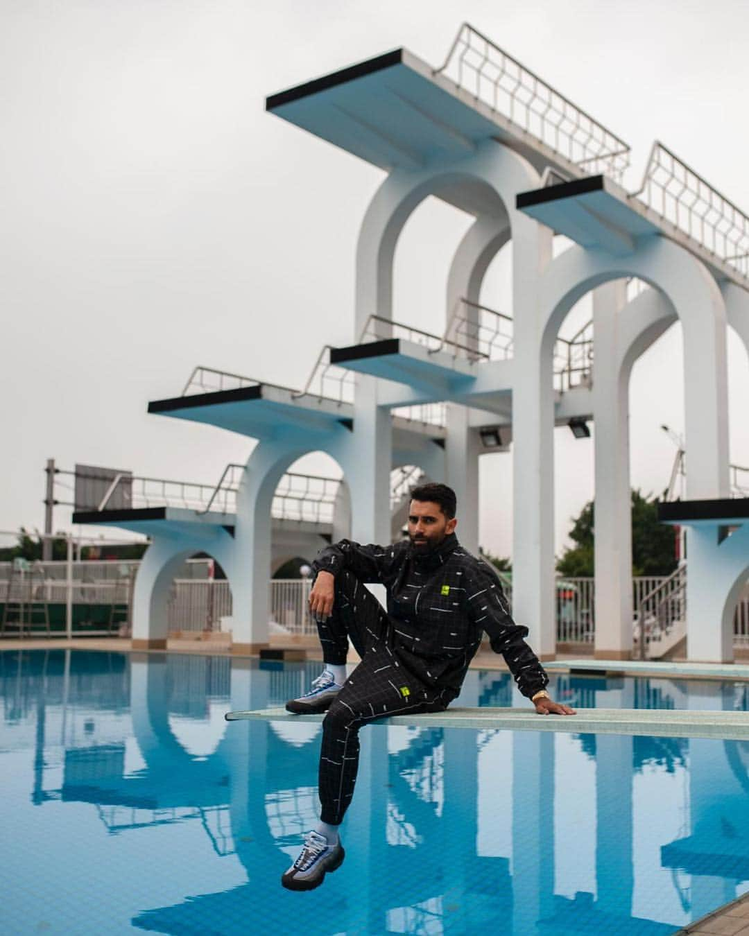 Yellow M.F. Clawさんのインスタグラム写真 - (Yellow M.F. ClawInstagram)「I COULD DROP A CORNY CAPTION ABOUT DIVING OR POOLS OR WHATEVER BUT INSTEAD I WANT YOU TO REALLY FOCUS ON THIS NEW YELLOW CLAW TRACKSUIT. LOOK AT IT. AND FOCUS. COULD THIS BE YOU? FOCUS. YES IT COULD. KEEP FOCUSSING. THE DRIP IS STRONG WITH YOU YOUNG PADAWAN. FOCUS. THIS FRIDAY.」5月2日 19時10分 - yellowclaw