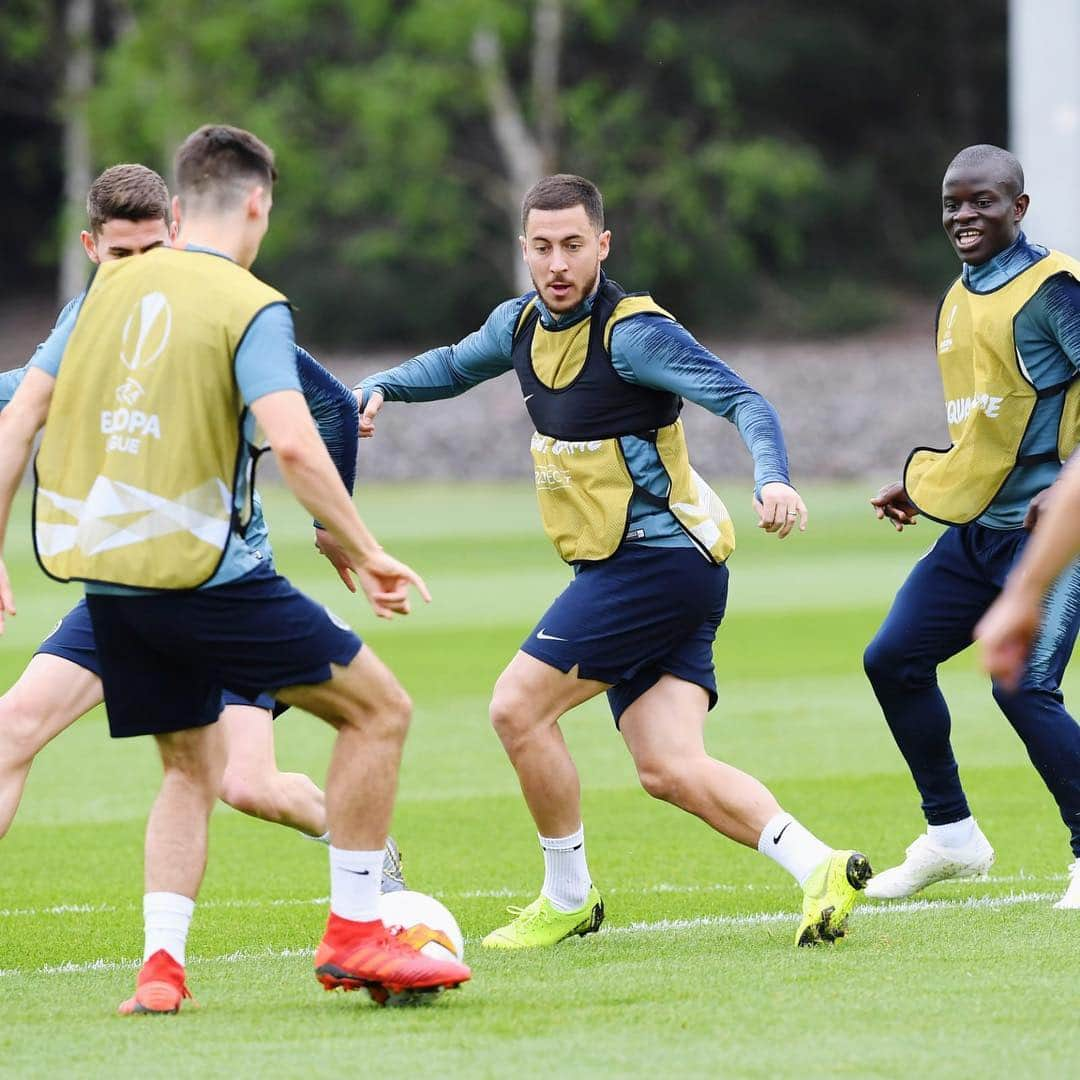 エデン・アザールさんのインスタグラム写真 - (エデン・アザールInstagram)「Matchday ⚽️ #CFC Jour de match! 💪🏼#chelseafc」5月2日 19時28分 - hazardeden_10