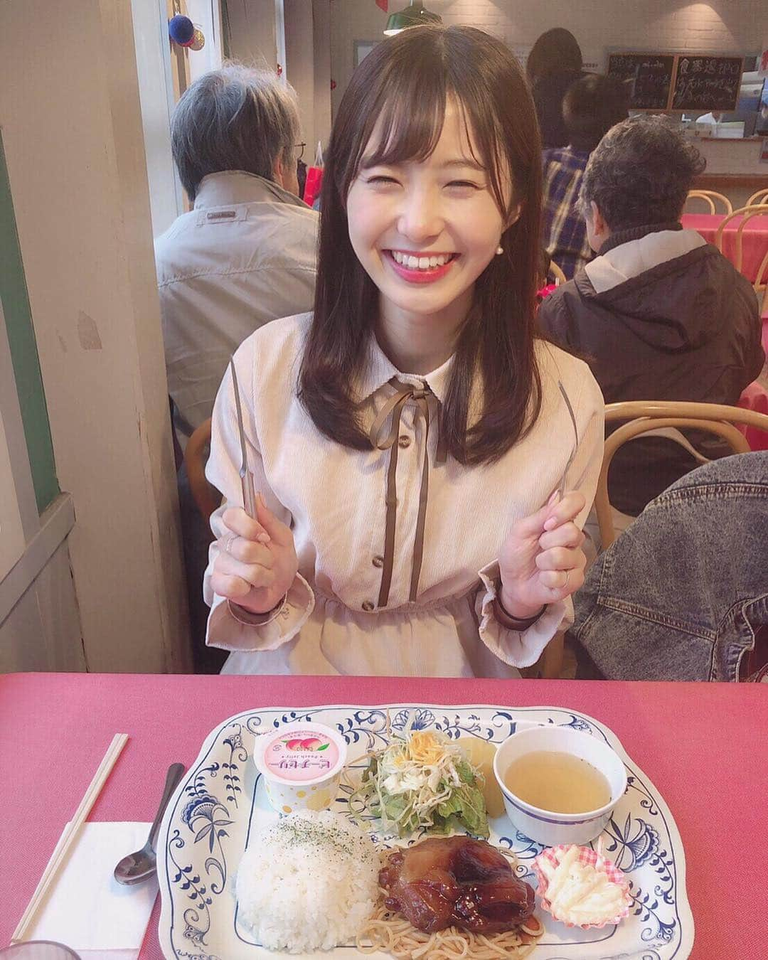 松川星さんのインスタグラム写真 - (松川星Instagram)「ランチタイム😋🍴」5月2日 19時31分 - akarin__rin