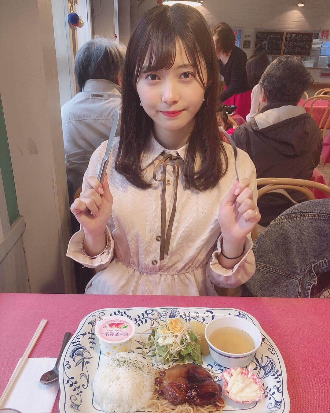 松川星さんのインスタグラム写真 - (松川星Instagram)「ランチタイム😋🍴」5月2日 19時31分 - akarin__rin