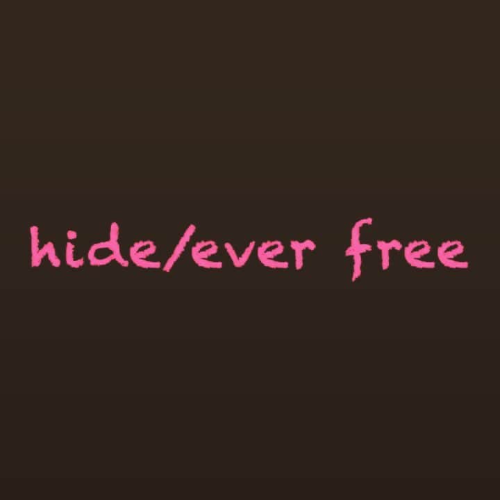 のインスタグラム：「昔ライブでカバーをした事はあったけれど、hideさんの曲をギター持って歌って人に見てもらうのはのは生まれて初めてだと思う！﻿ 嬉し恥ずかし。。﻿ このhideMODELギターは本当に長いこと使っているんだよね。﻿ 一回故障したけれど修理に出してなんとか回復！今も作曲の際に使うことが多いんだ。﻿ 原宿のLEMONeDSHOPや横須賀のhideMUSEUMは良く行ったな〜。﻿ 高校の頃は竹下通りでhideさんの愛用ブランド「NECROMANCE」の偽物を買って調子乗ってた笑﻿ ﻿ 知った時に亡くなられていたなんて信じられなかった。﻿ XJAPANを好きになってから初めて買ったラストライブのDVDを見て涙したのは忘れられない…﻿ ﻿ でも歴史は永遠に残るからね。いつまでも大好きな存在。﻿ ﻿ #hide#hidewithSpreadBeaver#zilch﻿ #everfree﻿ #好きな曲﻿ #ROCKETDIVE#TELLME#DICE#HiHo#DOD#BEAUTYandSTUPID#SCANNER#JunkStory#LASSIE#OBLAAT#InMotion#POSE#BACTERIA#FISHSCRATCHFEVER#OEDOCOWBOYS#EYSELOVEYOU#SpaceMonkeyPunksFromJapan﻿ #dvd#UGLYPINKMACHINEfile2﻿ #ムーネーミン#名言﻿」
