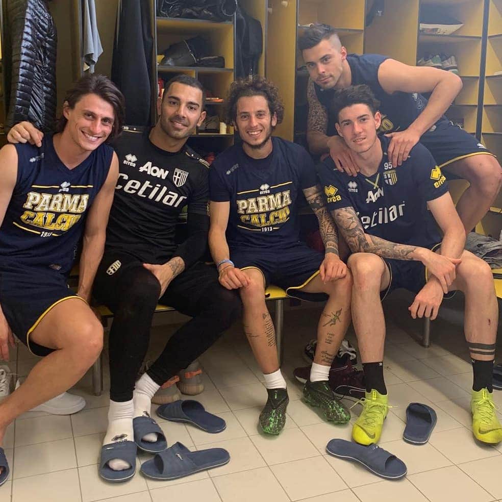 ルイージ・セーペのインスタグラム：「Welcome back @al.grassi @jacopodezi6  @robertoingleseofficial @alessandrobastonii @federicodimarcoo」