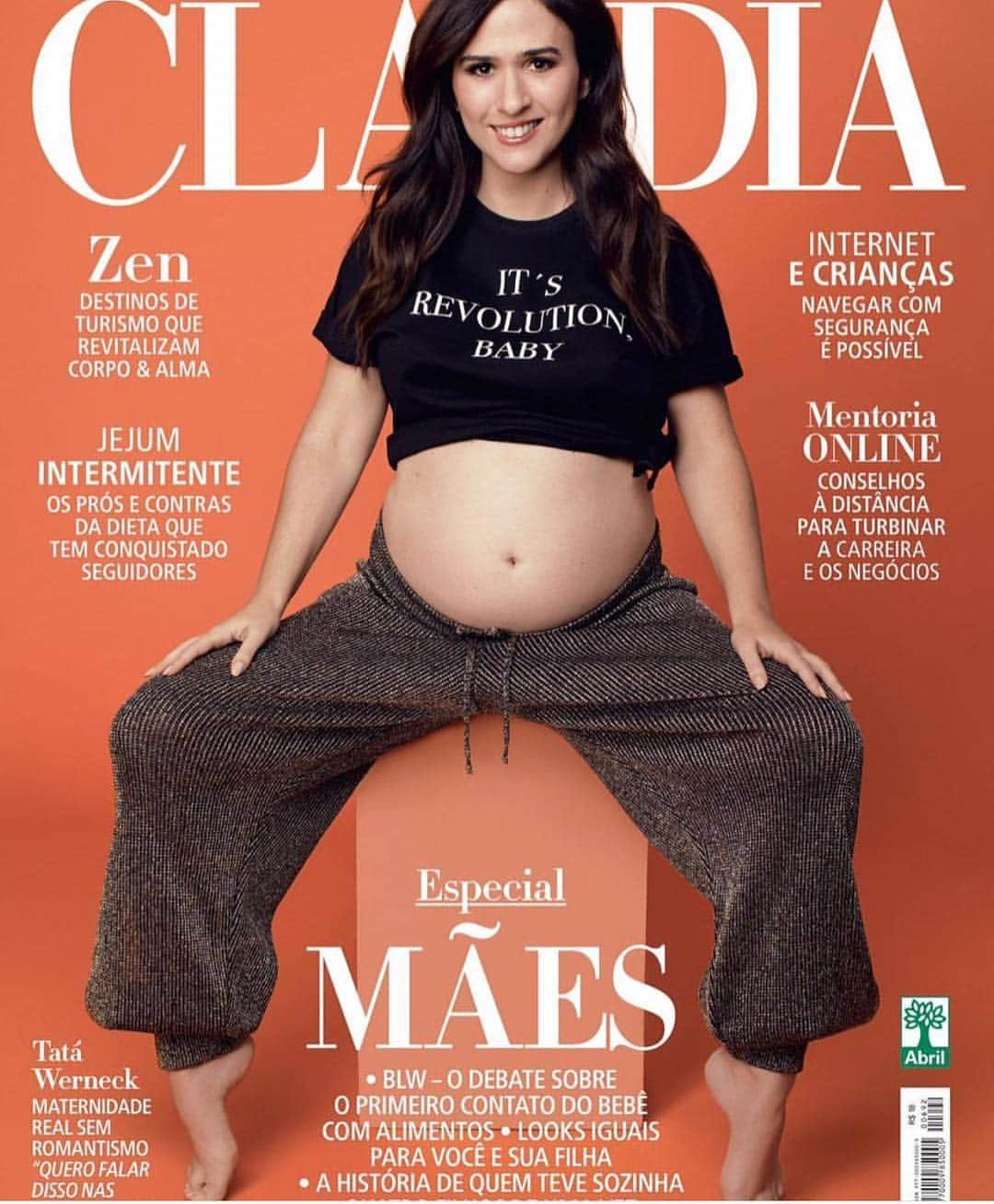 Tata Werneckさんのインスタグラム写真 - (Tata WerneckInstagram)「Eba! Esse mês de dia das mães sou capa da @claudiaonline ! Meu primeiro dia das Mães! ❤️ Parava pra chorar a cada 30 segundos na entrevista ❤️ obrigada equipe amada! @carlabiriba @jumattoni 😍❤️❤️👶🏻 Fotos do amado @jorgebispo」5月2日 21時31分 - tatawerneck