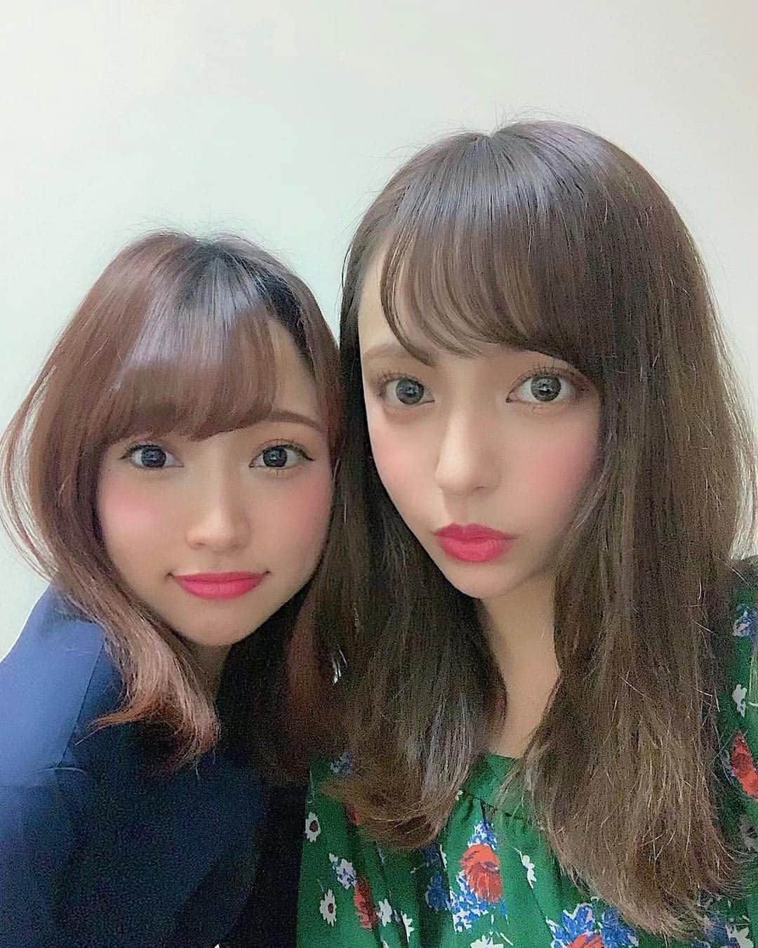 平尾優美花（ゆみちぃ）さんのインスタグラム写真 - (平尾優美花（ゆみちぃ）Instagram)「隣にいて、9年目のひと👭 #たくさん貼ってみた」5月2日 21時32分 - hirao_yumika