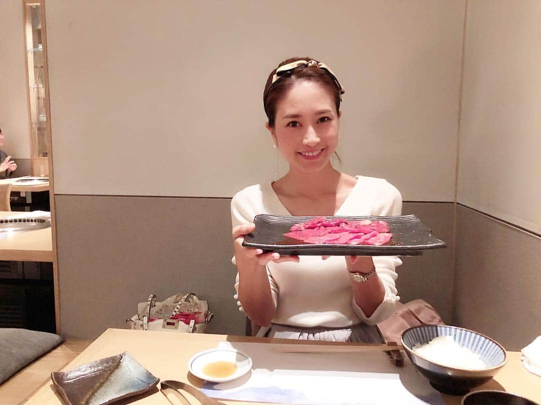 KAORI.OMURA 大村香織さんのインスタグラム写真 - (KAORI.OMURA 大村香織Instagram)「お肉好きは令和も引き続き…✨ ・ 六本木ヒルズにあるまんぷくに来ました☺︎ ・ 名物のネギ塩タンが美味しい✨ ・ 食べすぎて…スカートがきつく、ファスナーを緩めてしまいました😂 ・ 美味しかった☺︎ ・ #焼肉#焼肉好き#肉#肉好き #肉好きな人と繋がりたい #肉好き女子 #港区#六本木#六本木ヒルズ#roppongi #roppongihills #アラフォー#アラフォーライフ#六本木焼肉#六本木グルメ #六本木ディナー #gw#晩御飯#夜ごはん#赤身はお肌に良い」5月2日 22時12分 - kaori.omura