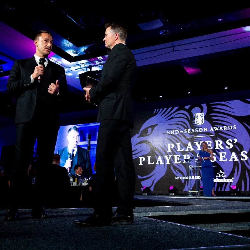 ジョン・テリーさんのインスタグラム写真 - (ジョン・テリーInstagram)「@avfcofficial Awards Night 🎤  Congratulations  @johnmcginn7 🏆🏆 @jackgrealish 🏆  @jacobramseyy 🏆」5月2日 22時21分 - johnterry.26