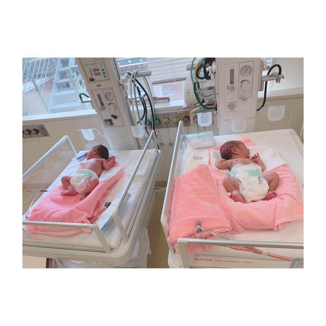 蒼井そらのインスタグラム：「I finally gave birth to a twins. I was really impressed. Thank you for being born.」