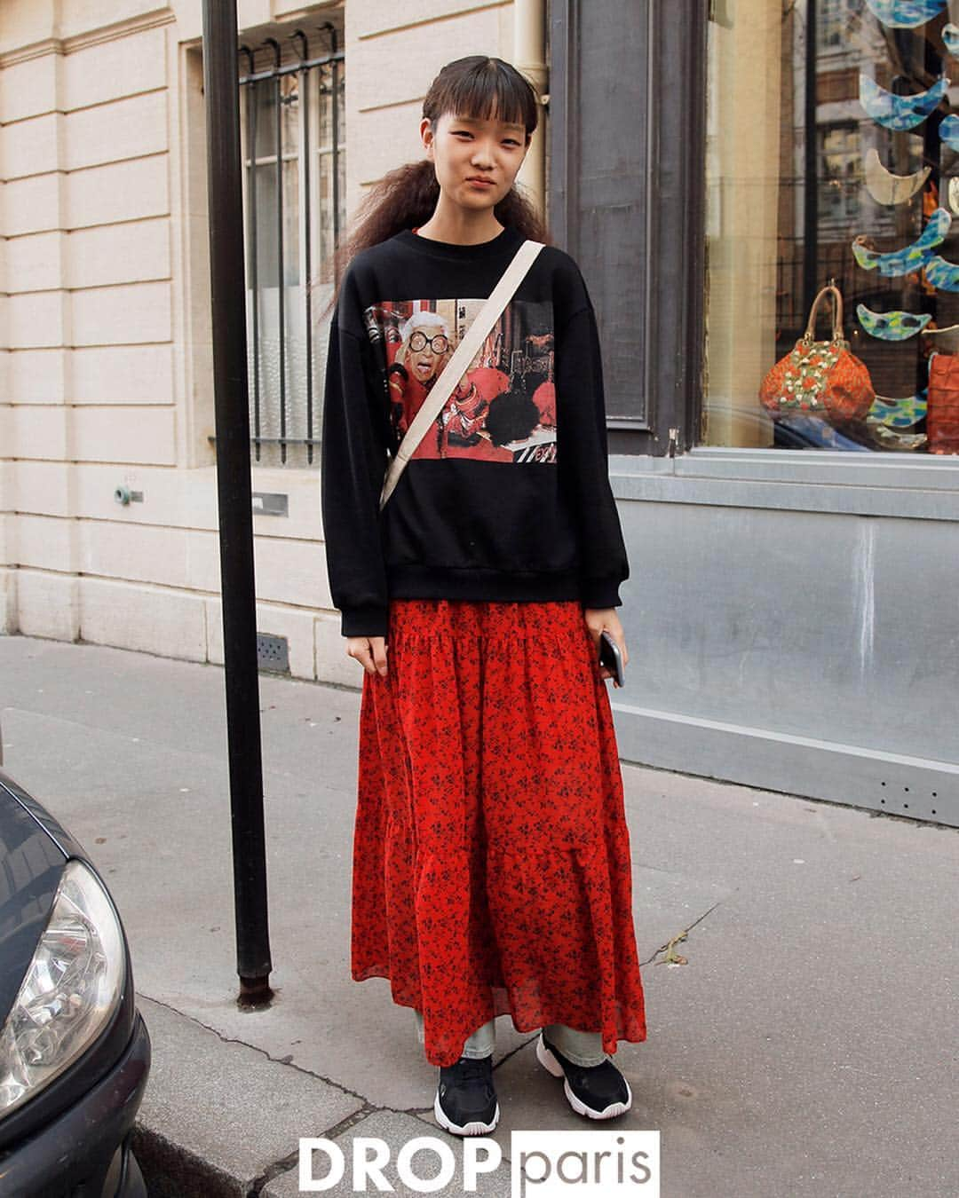 Droptokyoさんのインスタグラム写真 - (DroptokyoInstagram)「PARIS STREET STYLE #🇫🇷@drop_paris #streetstyle#droptokyo#paris#france#streetscene#streetfashion#streetwear#streetculture#fashion#parisfashionweek#パリ#parisstreetstyle#parisfashion#pfw#rapper#ストリートファッション#pfw19 Photography: @keimons」5月2日 22時19分 - drop_tokyo