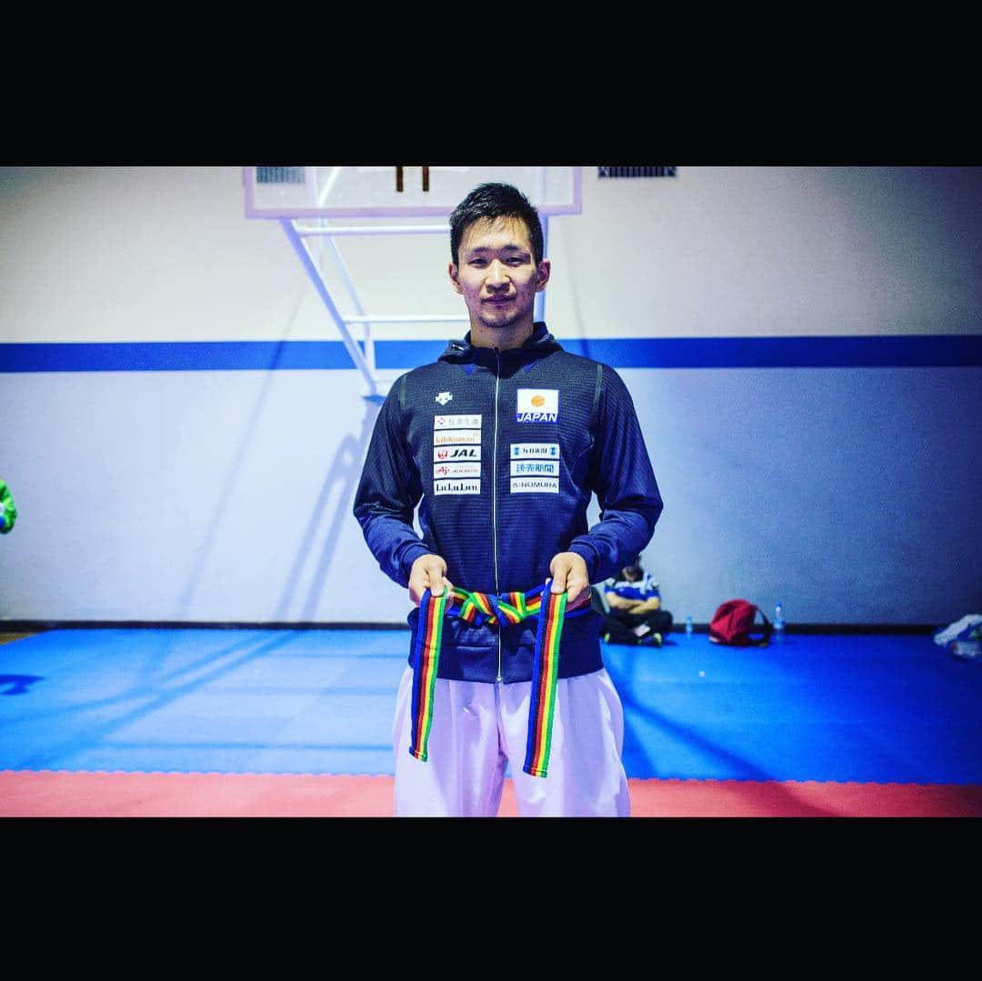 荒賀龍太郎さんのインスタグラム写真 - (荒賀龍太郎Instagram)「Karate Olympic sport👍 Belt of hope🥋 . . Photo by @aurelienmorissard  #karate2024#beltofhope#olympic」5月2日 22時28分 - araga1016