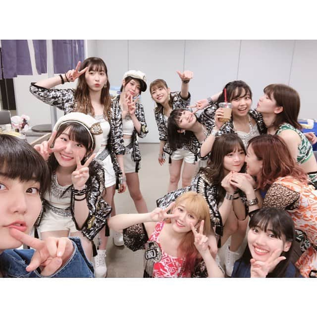 森咲樹さんのインスタグラム写真 - (森咲樹Instagram)「Juice=Juice🌸﻿ ﻿ ステージ見たかった（；＿；）﻿ ﻿ 宮崎由加ちゃんとは特に仲良しなんだけど、﻿ ゆかちゃんが、﻿ 「髪の毛切ったんですね！似合います！」﻿ って私に伝えてくれて嬉しかった🥰🥰🥰﻿ すき💋﻿ ﻿ #ビバラポップ #juicejuice #アプガ #uugirl #upupgirls」5月2日 23時04分 - mori_saki_official