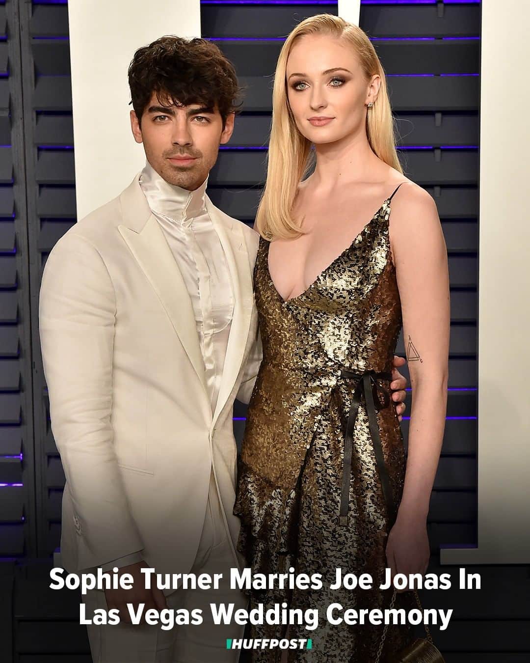 Huffington Postさんのインスタグラム写真 - (Huffington PostInstagram)「WHAAAAT! Congrats you two! 🍾💍 Sophie Turner reportedly tied the knot with Joe Jonas inside a Las Vegas chapel after the 2019 Billboard Music Awards. Diplo livestreamed the “Game of Thrones” star’s nuptials with the singer-songwriter on Instagram. The footage was later widely circulated on Twitter. // Read more at the link in bio. // 📸: Getty Images // #GoT #BBMAs」5月2日 23時01分 - huffpost