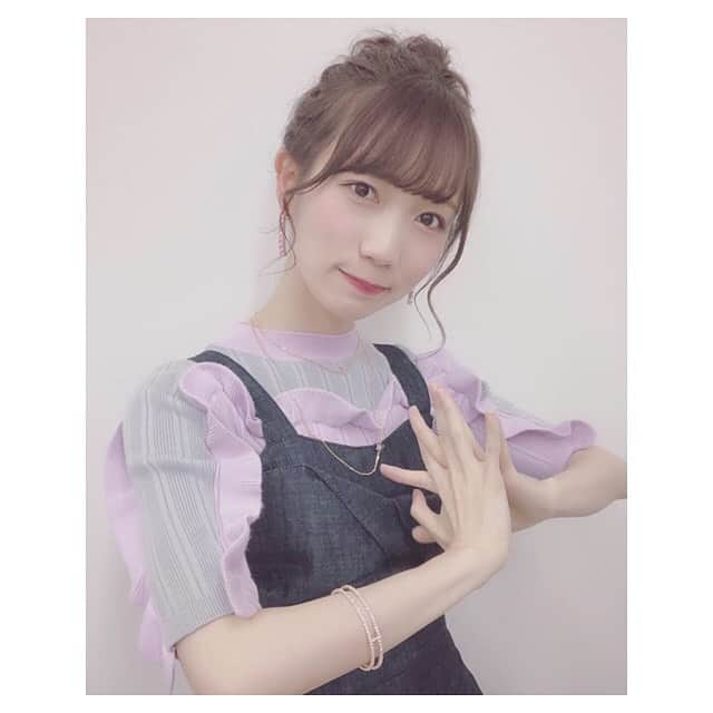 江嶋綾恵梨さんのインスタグラム写真 - (江嶋綾恵梨Instagram)「charMiのお洋服を着て﻿ ファッションショーに出演させて頂きました☺︎﻿ ﻿ 普段、着ないようなキレイめファッション💄﻿ 鏡に映る自分の姿が、新鮮だったなあ。﻿ ﻿ アクセサリーもプライベートで﻿ そんなに付けないからワクワクだった☺️💭﻿ ﻿ いいオンナになれたかな、、、？♡笑﻿ ﻿ #charmi #fashion #code #今日のコーデ #大人ガーリー」5月2日 23時06分 - aeringoooo