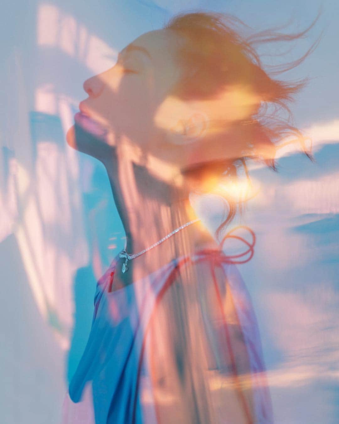 ミュグレーさんのインスタグラム写真 - (ミュグレーInstagram)「The blue nylon parachute dress from spring summer 2019 worn by Zhou Xun in Elle China. - - Magazine @ellechina  Photographer @chenman  Stylist @jidequan #mugler #zhouxun  #周迅」5月2日 23時22分 - muglerofficial