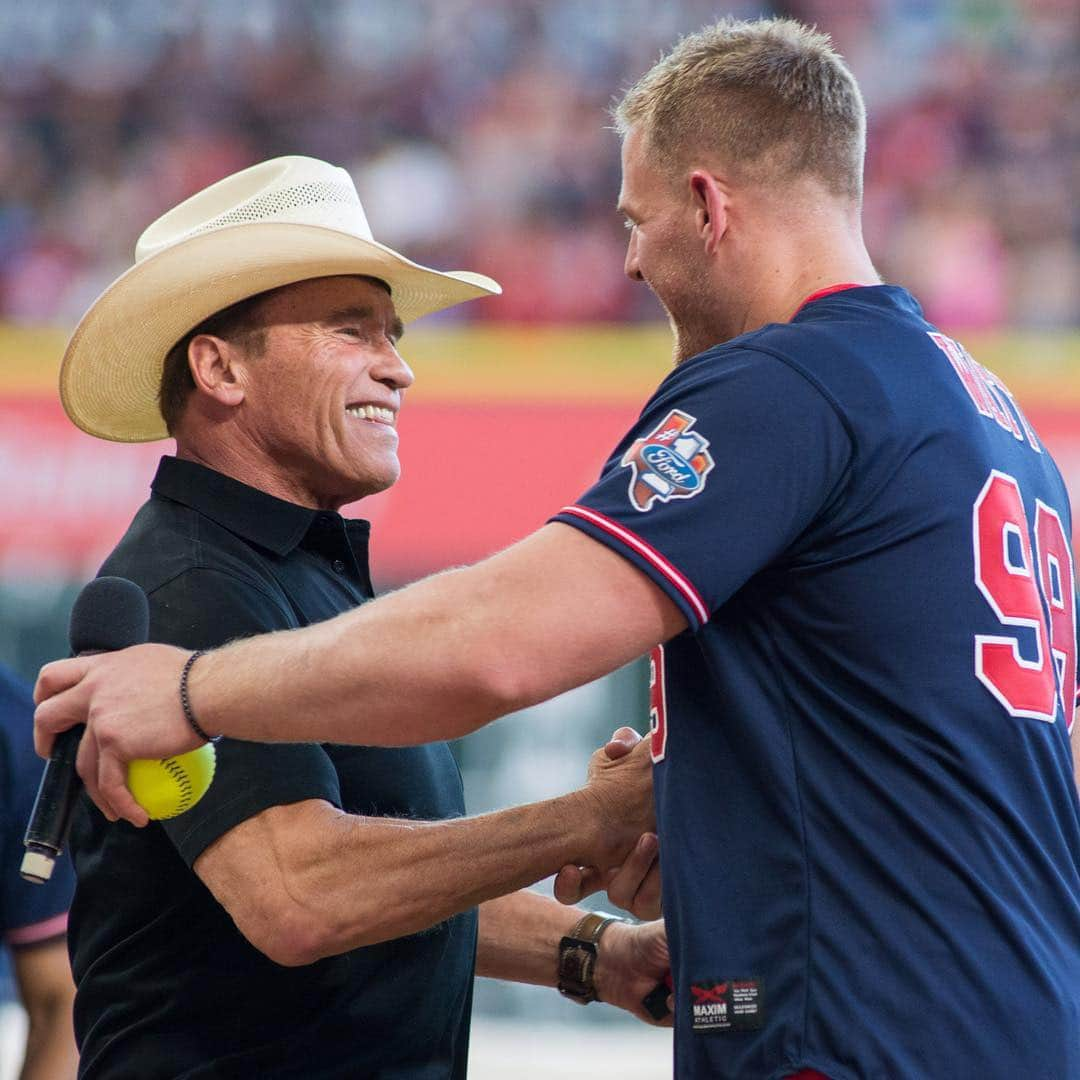 ヒューストン・テキサンズさんのインスタグラム写真 - (ヒューストン・テキサンズInstagram)「Comment 🙋‍♂️🙋‍♀️ if we’ll see you Saturday night! #JJWCC2019 #TBT」5月2日 23時31分 - houstontexans