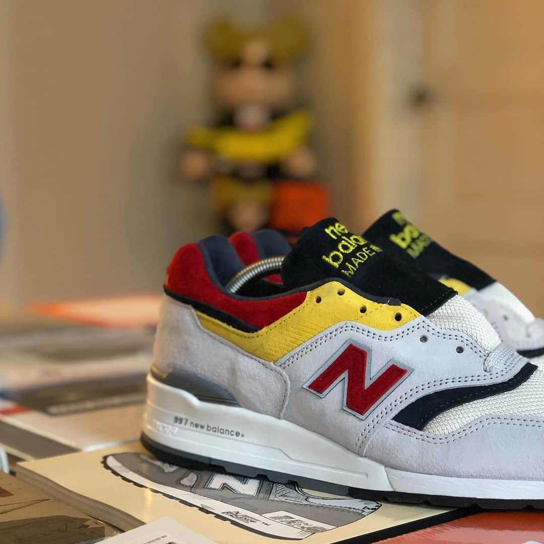 Mr. Tyさんのインスタグラム写真 - (Mr. TyInstagram)「This NB1 Navy/Red/Yellow 997 was the first @NB1 pair I made when the 997s (my fav model) went up on the site back in February. And this was also my first pair of NB1s since 2013 sheesh— gotta get my @vidiviciun on 997s. #newbalance #thosenbs #nb997 #nblove #nbgallery #nb1 #madebynb #mynbs #997 #newbalancekicks #crepecity #sneakermaster #newbalance997 #g1runners」5月2日 23時50分 - regularolty