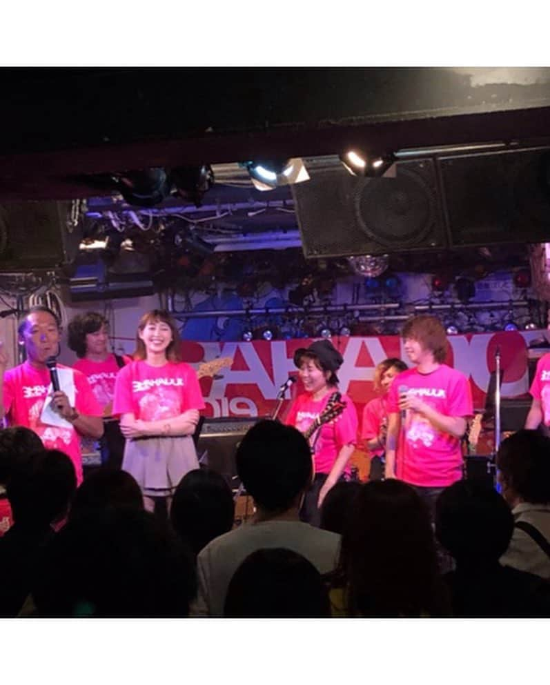 MIAKAさんのインスタグラム写真 - (MIAKAInstagram)「平成ラストにALL#バンド セットライブ！ご来場ありがとうございました〜‼︎ めちゃくちゃ楽しかった夜でした〜💜 ・ バンドメンバー様が自分の曲をPOPSからROCKに生まれ変わらせてくれて🤘coverもコーラスもセッション曲もぜーんぶ最高だった💚 MCのヴィンテージ武井さんが面白すぎです←w ・ ・ 〜セトリ〜 自分の曲5曲と Be My Baby/Vanessa Paradis(cover) Runaway Baby/Bruno Mars(コーラス) Palace/Sam Smith(コーラス) 絢爛豪華BASARA(セッション) ・ ・ バンドの#ボーカル が好評すぎたので、引き続きバンドのボーカルをやります😆 次は6/30日曜日だから来れなかった人是非来てね〜！！生演奏最高なんだからー ・ ・ ・ #ライブ #ライブハウス #下北沢 #下北沢ろくでもない夜 #ろくでもない夜 から#楽しい夜 #miaka」5月2日 23時55分 - miaka.jp