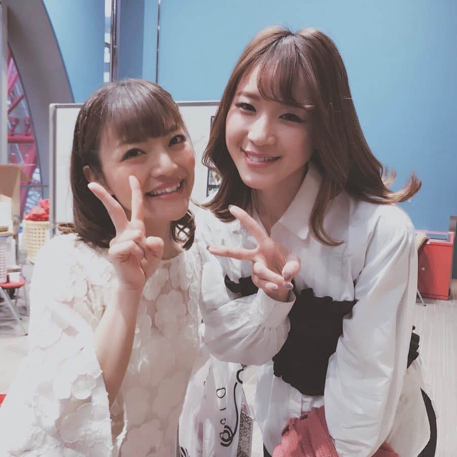 咲月美優さんのインスタグラム写真 - (咲月美優Instagram)「❤︎ . ひかるちゃん出演の舞台 【こちらトゥルーロマンス株式会社】 観劇してきました👀💓 . 笑いどころもたくさんで めちゃ笑わせてもらいました😂💕 オチも素晴らしくて すごくおもしろかった👏✨ . ひかるちゃんが演じる徳永ちゃんが すごく愛くるしくて❤️ 舞台に立つひかるちゃん いつも以上に輝いてました🕺🏻✨ . 私もこんな作品に関わってみたい🥺 出演者の皆様、 お疲れ様でした🙌🏻💕 . . #トゥルロマ #こちらトゥルーロマンス株式会社 #きのせひかる #舞台 #観劇 #大阪 #梅田 #hepfive #hephall #dayoff #friends #japanesegirl #instadaily #instagood #instalike #followme .」4月9日 9時52分 - s.miyutyyy