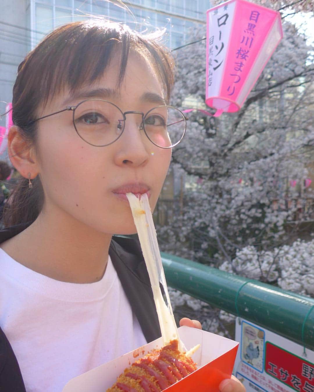 清水みさとさんのインスタグラム写真 - (清水みさとInstagram)「びよーん。iPhoneをあたらしくかえて、心機一転のようなかんじで、意図的にあまりバックアップ取らなかったら、残ってほしい、思いつきでコツコツため込んでしまっていたあらゆる場所の下書きデータがいろいろ消えたのがかなしかったです！ざんねん！ Instagramの更新をしようとおもう！」4月9日 8時38分 - misatoshimizu35