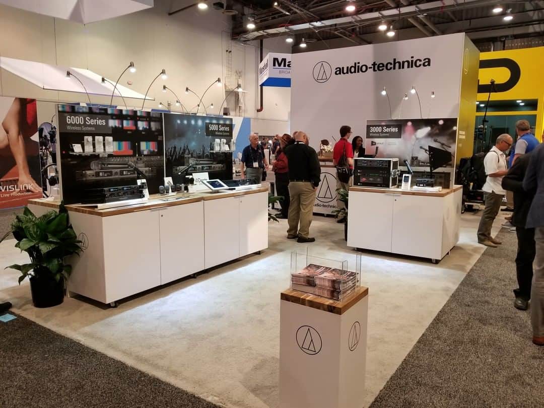 Audio-Technica USAさんのインスタグラム写真 - (Audio-Technica USAInstagram)「We’re live at the 2019 @NABShow in Las Vegas this week! Stop by Booth #C6012 and check out our latest content creation and streaming gear! . . . #AudioTechnica #NABShow #ContentCreation #Streaming #Microphones #Headphones」4月9日 8時44分 - audiotechnicausa