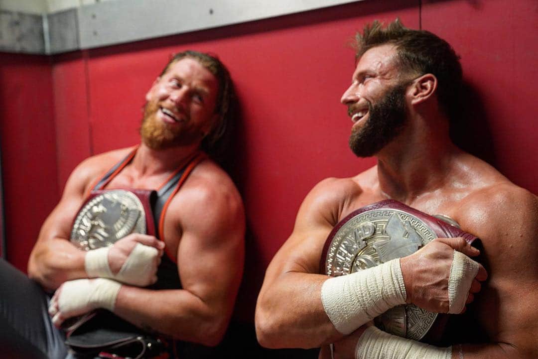 WWEさんのインスタグラム写真 - (WWEInstagram)「And STILL!! @thecurthawkins & @zryder85 retain their #Raw #TagTeamTitles over #TheRevival! #RawAfterMania」4月9日 9時38分 - wwe