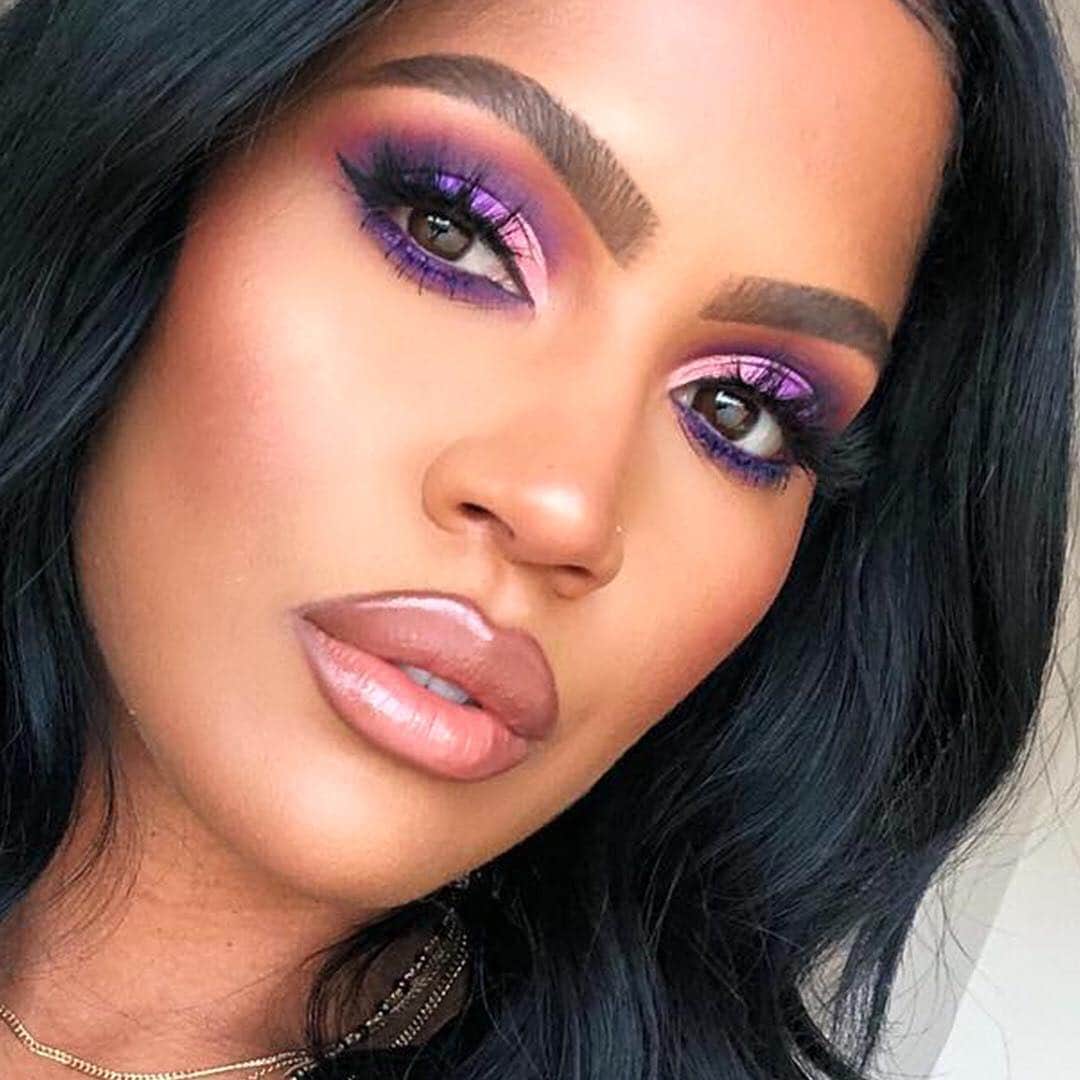 BH Cosmeticsさんのインスタグラム写真 - (BH CosmeticsInstagram)「This look has us like 💜💜💜. @makeupshayla has a passion for purple with this cut crease from our NEW @itsmyrayeraye palette - all the beauty of the original with more captivating color!🎨 Link in bio to shop! #bhcosmetics #itsmyrayerayexbhcosmetics #crueltyfreemakeup」4月9日 1時54分 - bhcosmetics