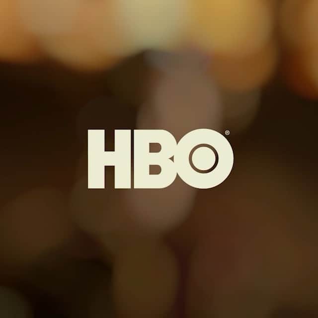 レナ・ヘディのインスタグラム：「@hbo Forever grateful. Forever changed. To be a part of something so special. Cast mates, crew mates 🧡🧡🧡🧡🧡 All interviews are on you tube, they made me cry 💜」