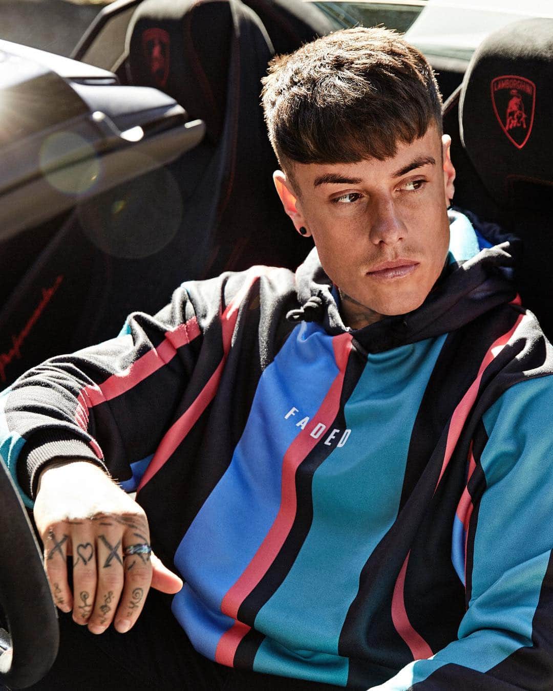 FOOTASYLUMさんのインスタグラム写真 - (FOOTASYLUMInstagram)「In the driving seat. @chet_sket wearing the @faded_store_ Jump Stripe Overhead Hooded Top in Green/Blue/Red. Grab yours now. - - - #WeAreFootasylum #footasylum #faded」4月9日 2時03分 - footasylum