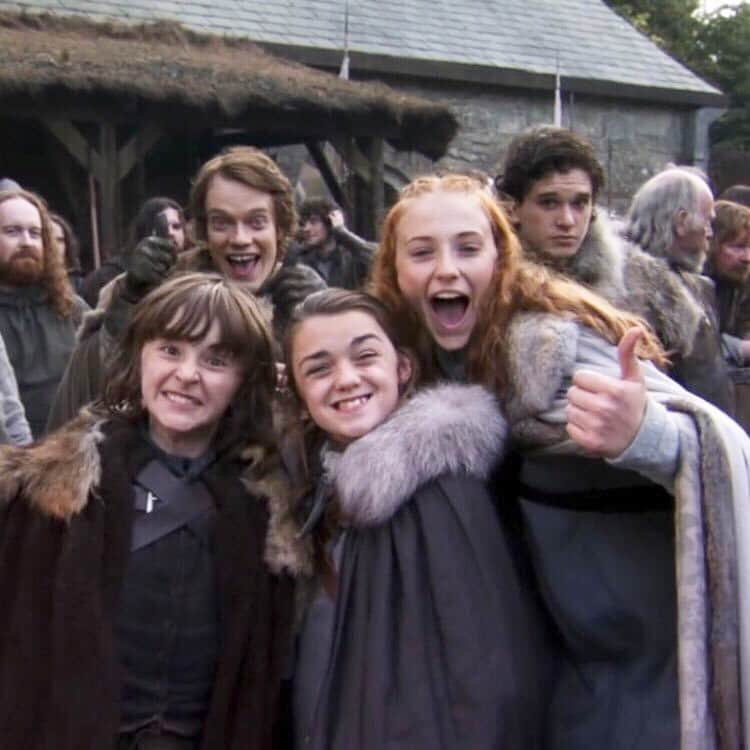 ソフィー・ターナーさんのインスタグラム写真 - (ソフィー・ターナーInstagram)「The Starks throwback ❤️」4月9日 2時14分 - sophieturner