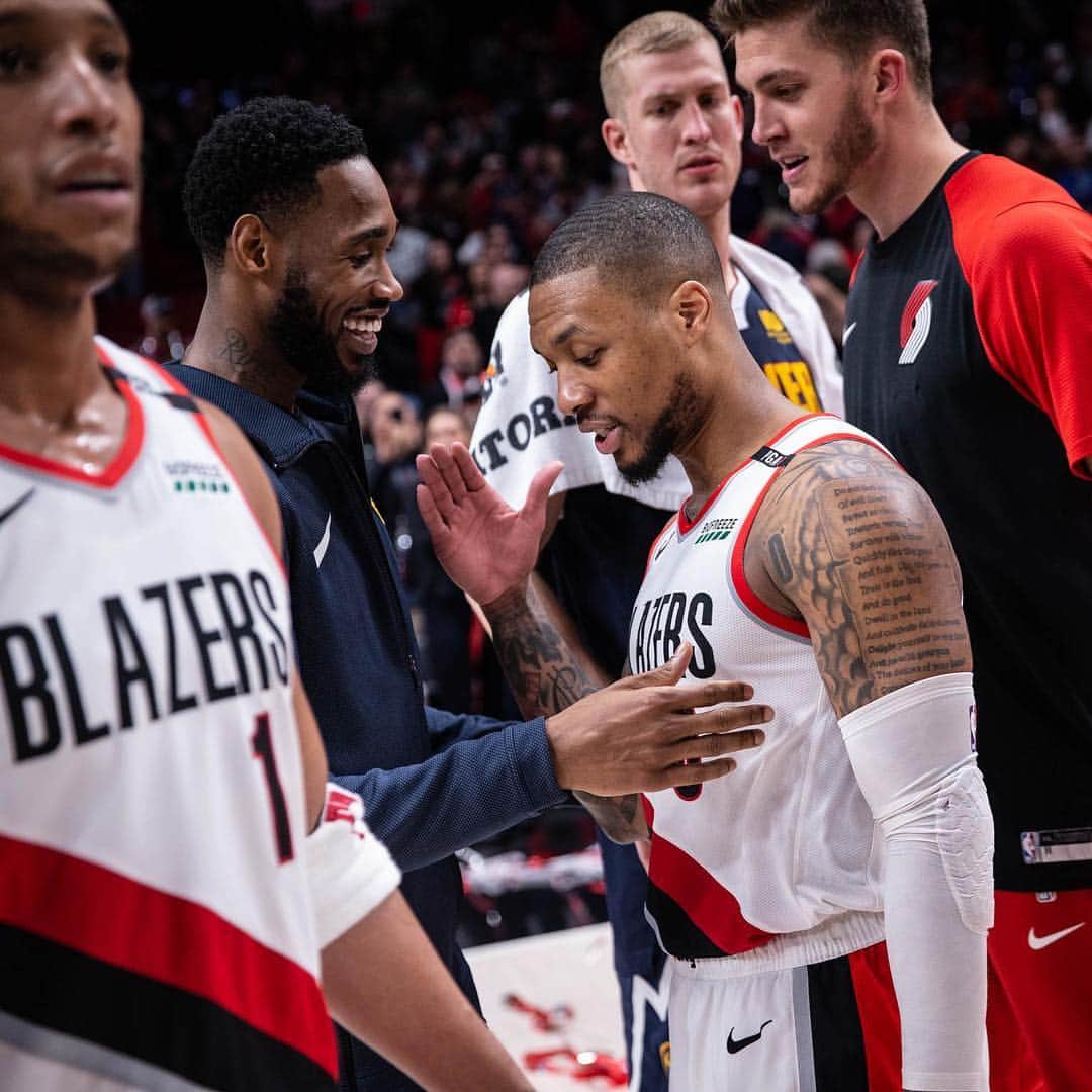 デイミアン・リラードのインスタグラム：「Even on different sides we on the same side! Nothing but love for my brothers @willthethrillb5 and mase... all my teammates at one point or another」
