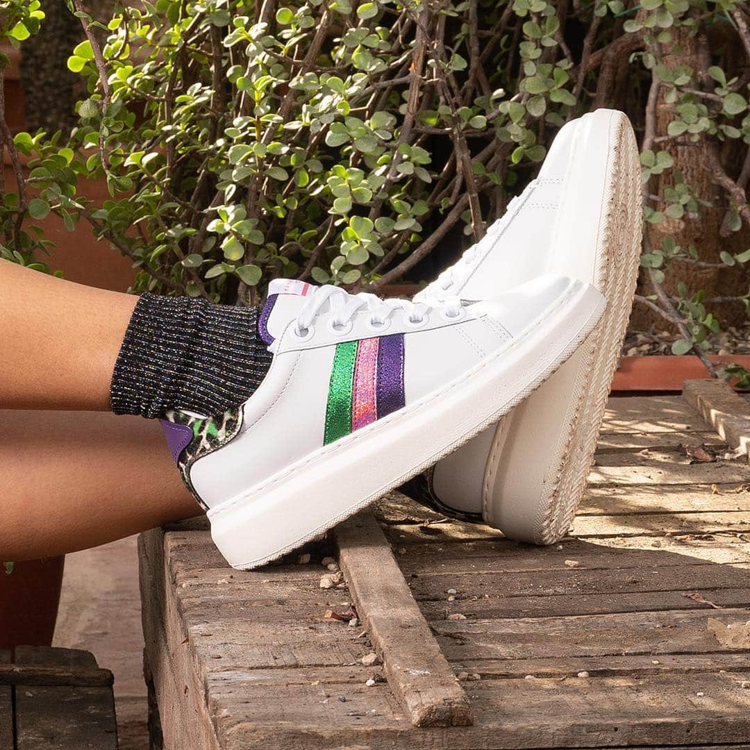 セラフィーニさんのインスタグラム写真 - (セラフィーニInstagram)「Colors explosion 🌈 🌈 🌈 New J.Connors White Pony & Colors! #Serafinishoes #ss19 #newin . . . #newin#musthave#trendy#sneakers#shoesaddict#fashion#fashiongram#sneakersaddict#shoes#bestseller#woman#newcollection#fashionlover#italian#style」4月9日 2時34分 - serafiniofficial