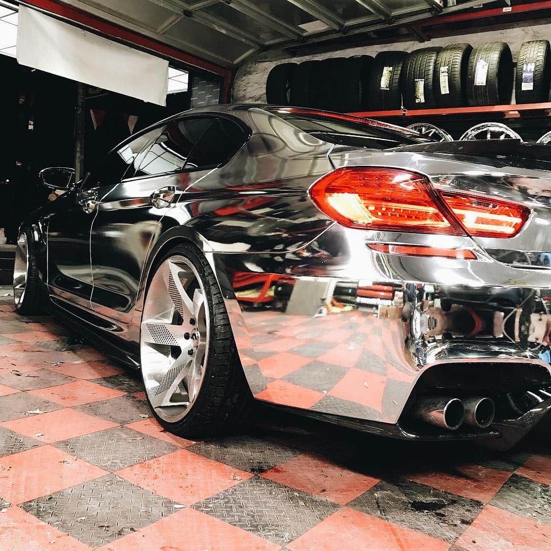 CARLiFESTYLEさんのインスタグラム写真 - (CARLiFESTYLEInstagram)「Chrome BMW M6 by @autosport718 Yes or No? #carlifestyle Check our @autosport718 for more!」4月9日 3時08分 - carlifestyle