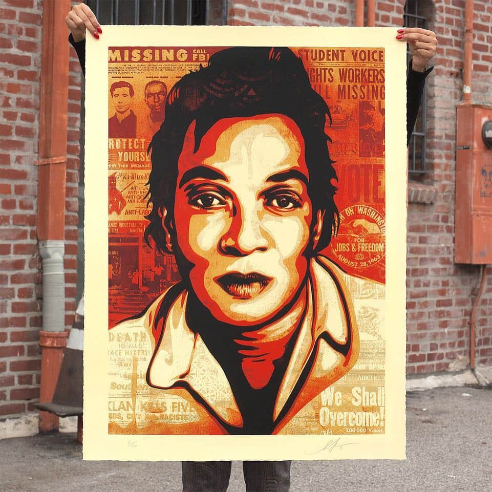 Shepard Faireyさんのインスタグラム写真 - (Shepard FaireyInstagram)「AMERICAN CIVICS AVAILABLE TUESDAY, APRIL 9TH @ 10 AM PDT AT OBEYGIANT.COM!  Jim Marshall documented some of the most important historical and cultural moments in our country. I was honored to collaborate with his iconic images and my aim was to amplify them by bringing something new with my style, but also remain true to the emotions that Jim captured. The "American Civics" series was the first-ever collaboration between me and Jim Marshall's estate, and the series focuses on voting rights, gun control, prison reform, income inequality, and workers’ rights. The art I created for American Civics gives a face to social justice issues, to cultivate dialogue and encourage a vigorous push for solutions to societal problems. As part of this series, the "American Civics" exhibition was on view at @subliminalprojects in 2016, but now these prints will be available online! These prints are extremely limited, and are produced at a higher quality than my usual prints; all 30 x 40 inches, 4-color serigraph on varnished 100% cotton rag archival paper. A portion of proceeds from each print will go to corresponding charities. Check it out! - Shepard⁣ ⠀⠀⠀⠀⠀⠀⠀⠀⠀⁣⠀ Mass Incarceration. A portion of proceeds will benefit @cut50 and the Jim Marshall Fellowship at UC Berkeley.⁣⠀ ⠀⠀⠀⠀⠀⠀⠀⠀⠀⁣⠀ Gun Culture. A portion of proceeds will benefit @calibercollection and the Jim Marshall Fellowship at UC Berkeley.⁣⠀ ⠀⠀⠀⠀⠀⠀⠀⠀⠀⁣⠀ Workers’ Rights. A portion of proceeds will benefit United Farm Workers Foundation and the Jim Marshall Fellowship at UC Berkeley.⁣⠀ ⠀⠀⠀⠀⠀⠀⠀⠀⠀⁣⠀ Two Americas. A portion of proceeds will benefit @nokidhungry and the Jim Marshall Fellowship at UC Berkeley.⁣⠀ ⠀⠀⠀⠀⠀⠀⠀⠀⠀⁣⠀ Voting Rights. A portion of proceeds will benefit the NAACP Legal Defense and Educational Fund, Inc. @naacp_ldf and the Jim Marshall Fellowship at UC Berkeley.⁣ ⠀⠀⠀⠀⠀⠀⠀⠀⠀ Visit the link in bio for FULL print details and more info!⁣」4月9日 3時13分 - obeygiant